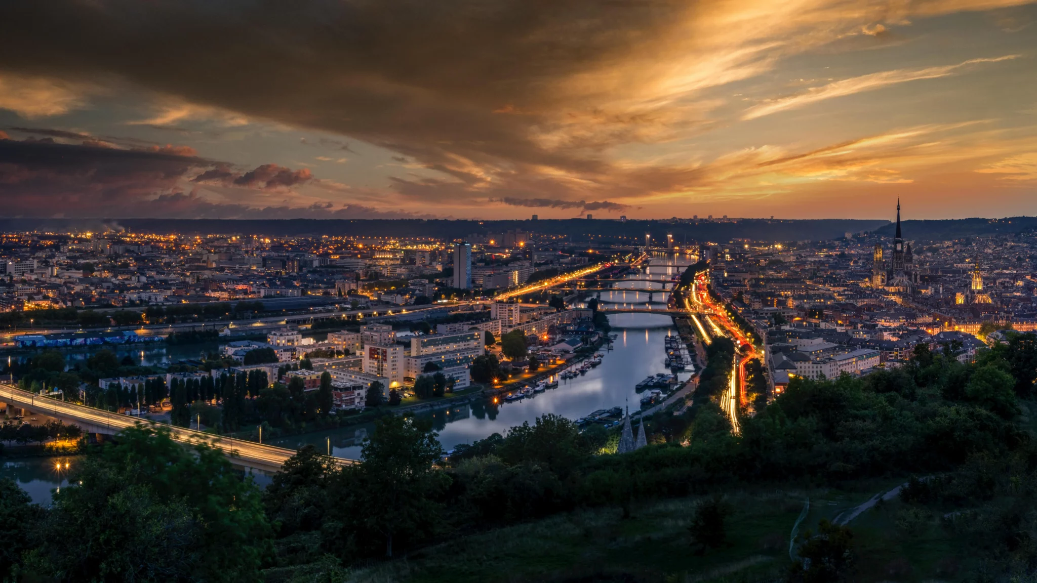 Vue sur Rouen en Normandie – investir dans une ville dynamique et historique
